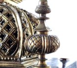 F1-37 finial
